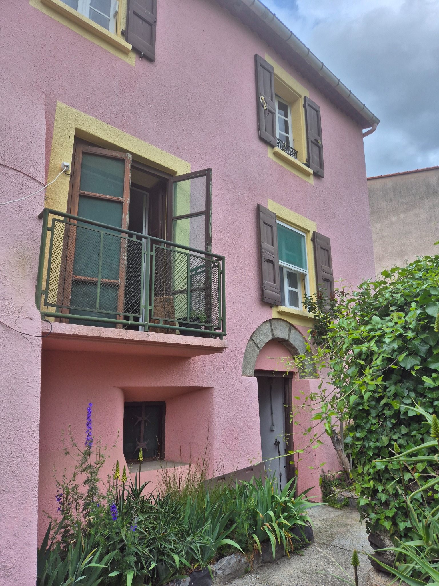 Sournia house photo
